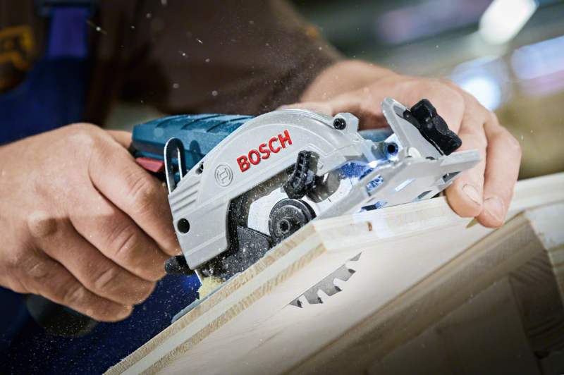 Батериски циркулар Bosch GKS 12V-26