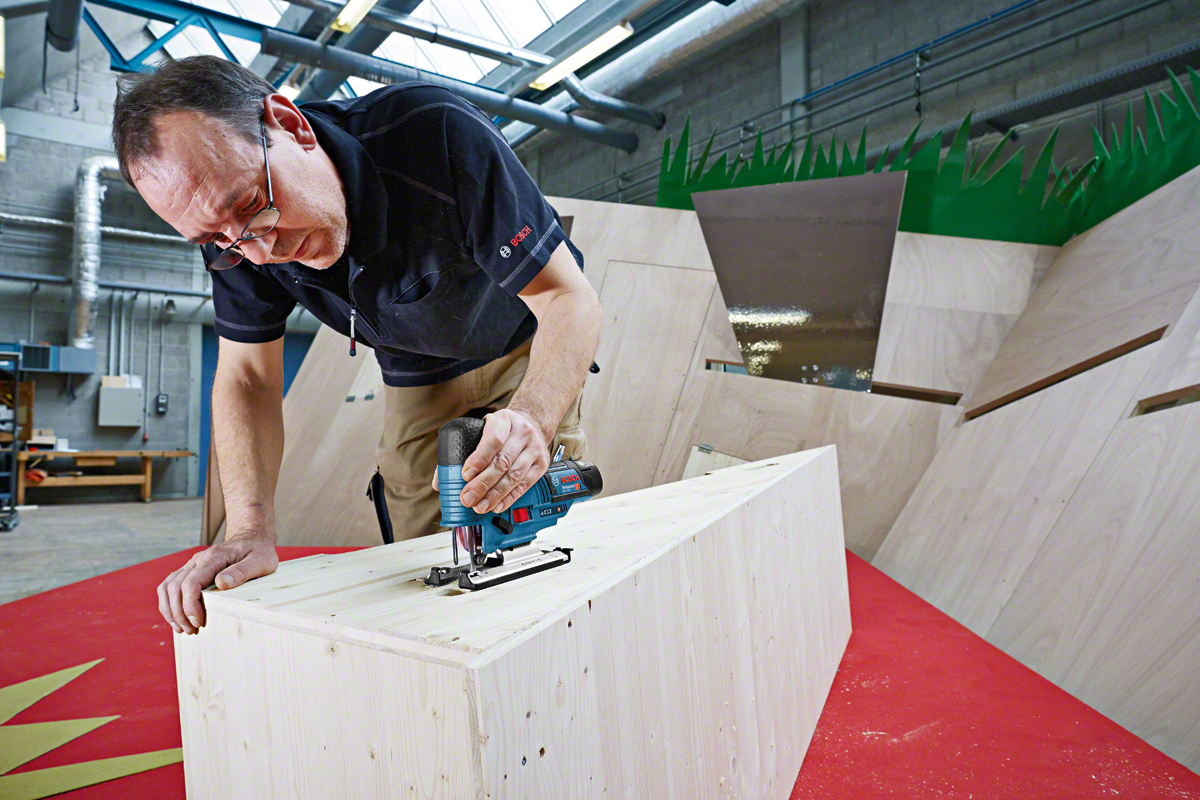 Батериска убодна пила Bosch GST 12V-70